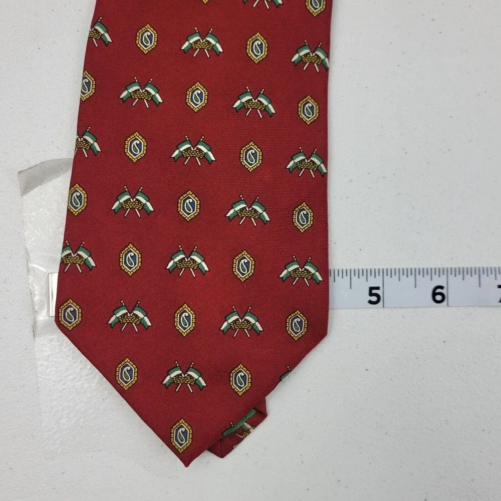Tommy Hilfiger Vintage Tie red Silk USA Italian geometric flag 57